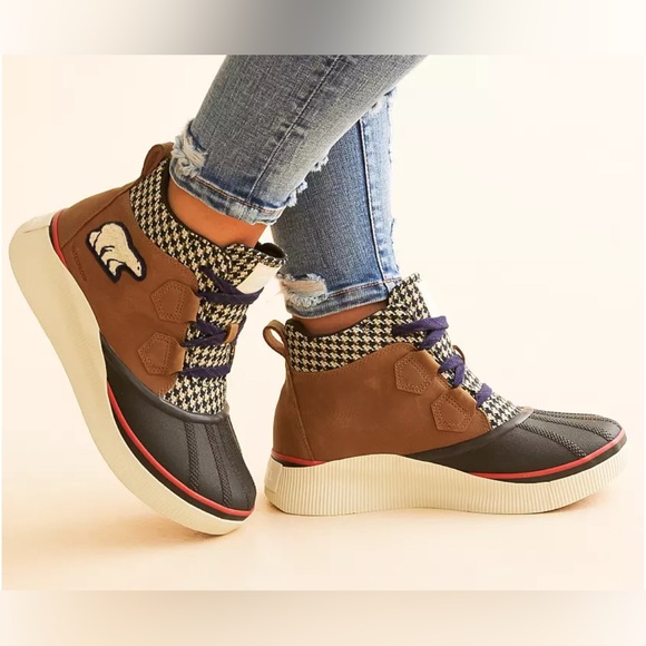 SOREL OUT N ABOUT™ IV Classic Women's Waterproof Boot - Picture 1 of 7